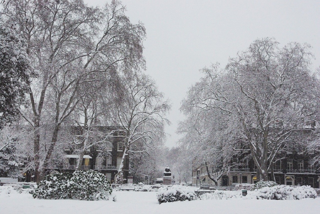 snow london