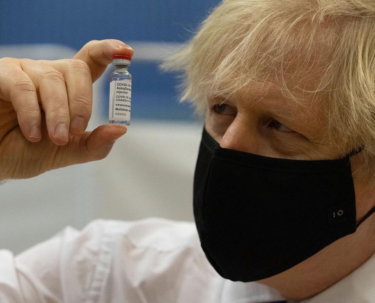 boris johnson to submit to the astrazeneca vaccine today and asks citizens not to refuse their dose