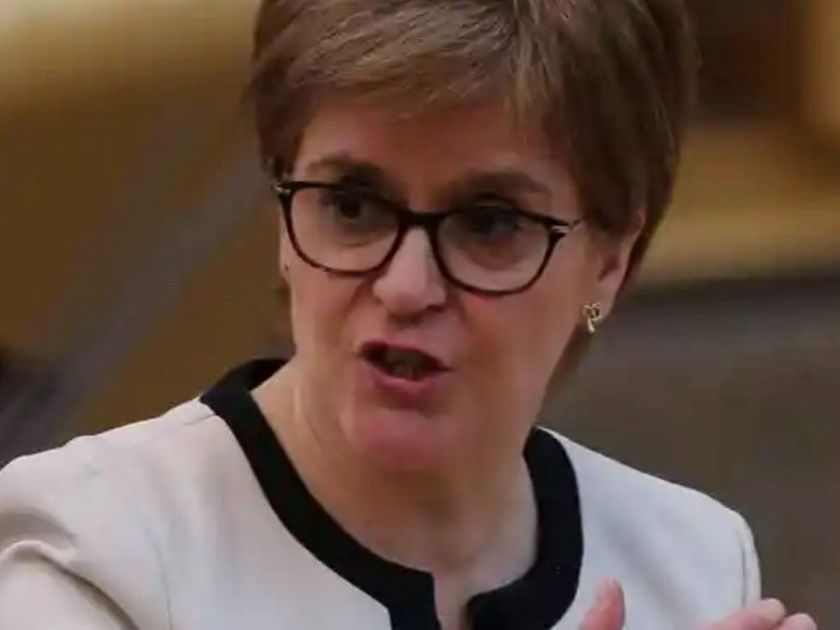 nicola sturgeon 2